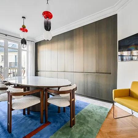 Elegant 170m2 Near Eiffel Tower Apartment Paris